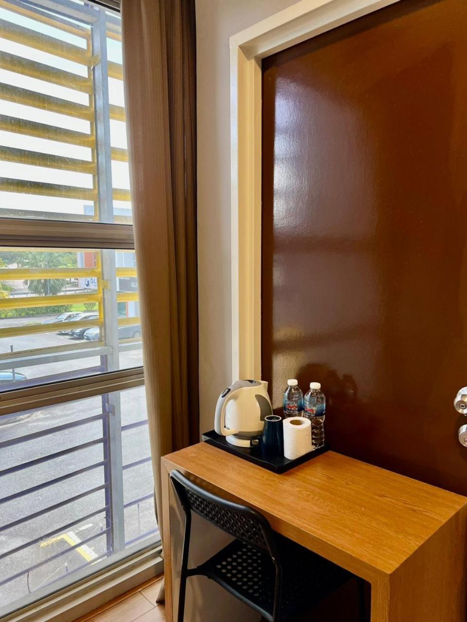 ג'והור בהרו Golden Leaf Boutique Hotel Nusa Idaman Formerly Known As Ariana Hotel מראה חיצוני תמונה